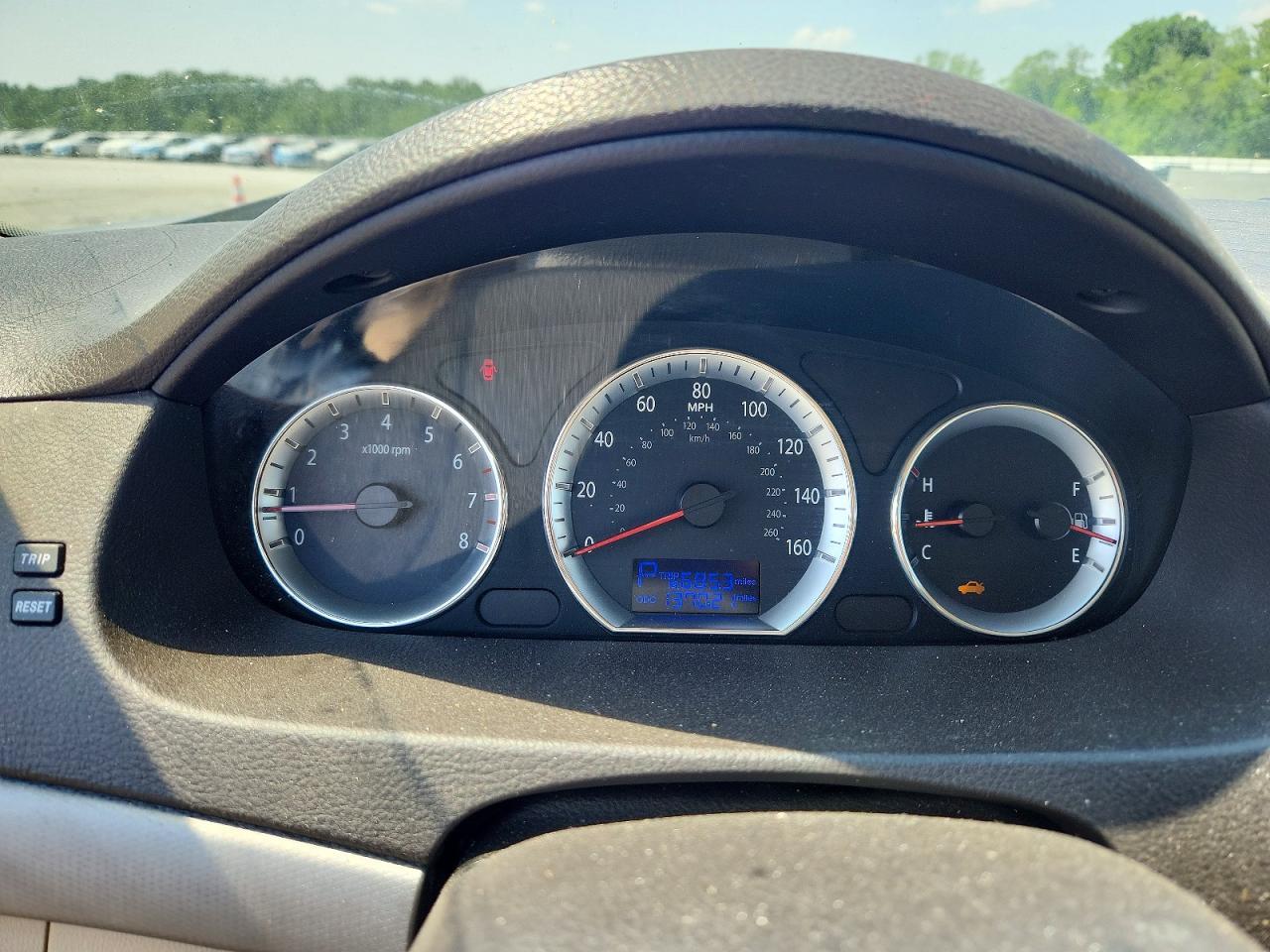 2010 HYUNDAI SONATA — фото 9