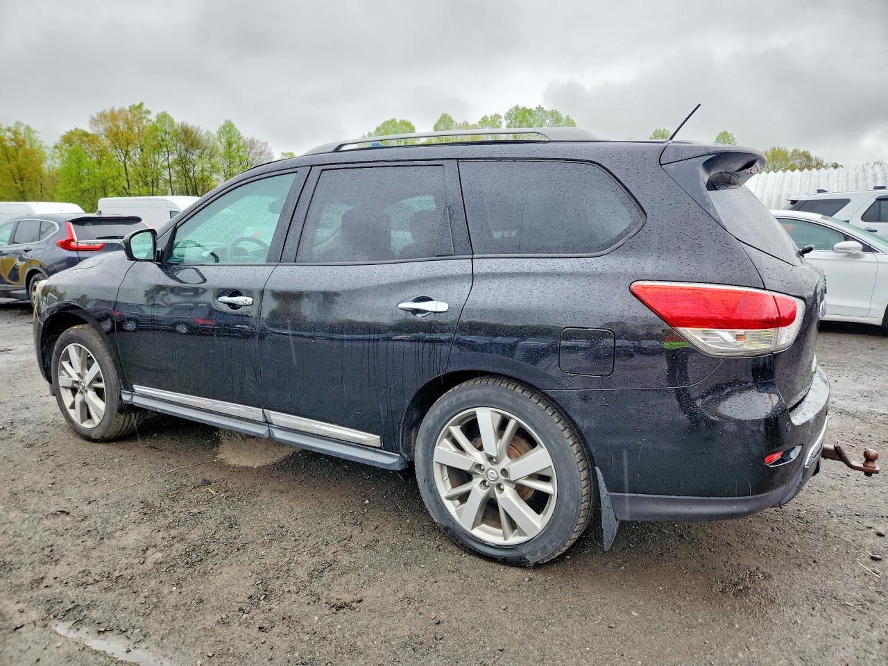 NISSAN PATHFINDER