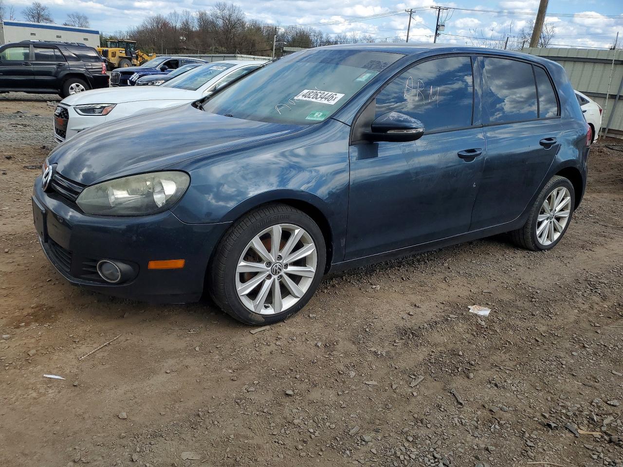 VOLKSWAGEN GOLF