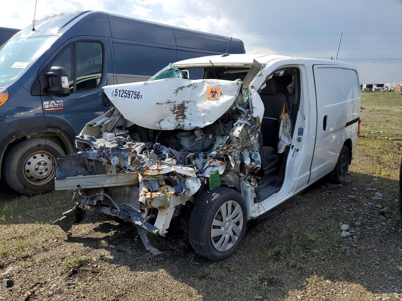 NISSAN NV200