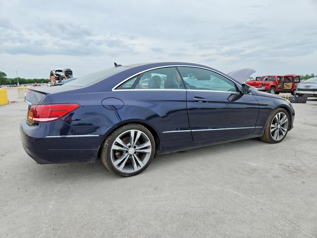 2016 MERCEDES-BENZ E-CLASS — фото 3
