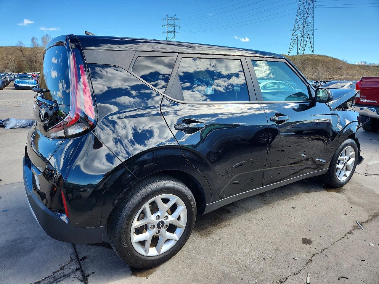 2025 KIA SOUL — фото 3