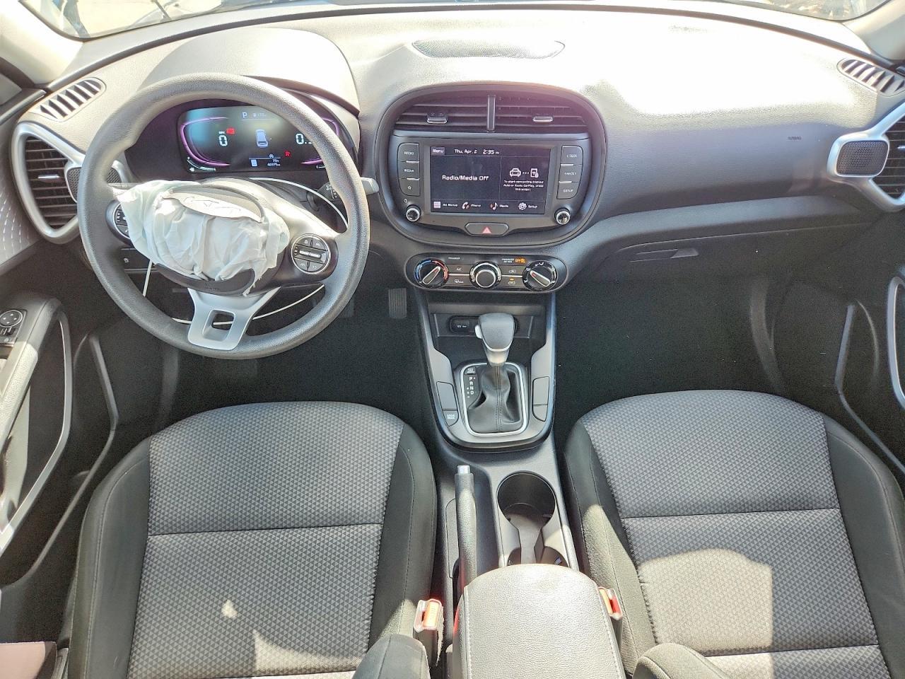 2025 KIA SOUL — фото 8