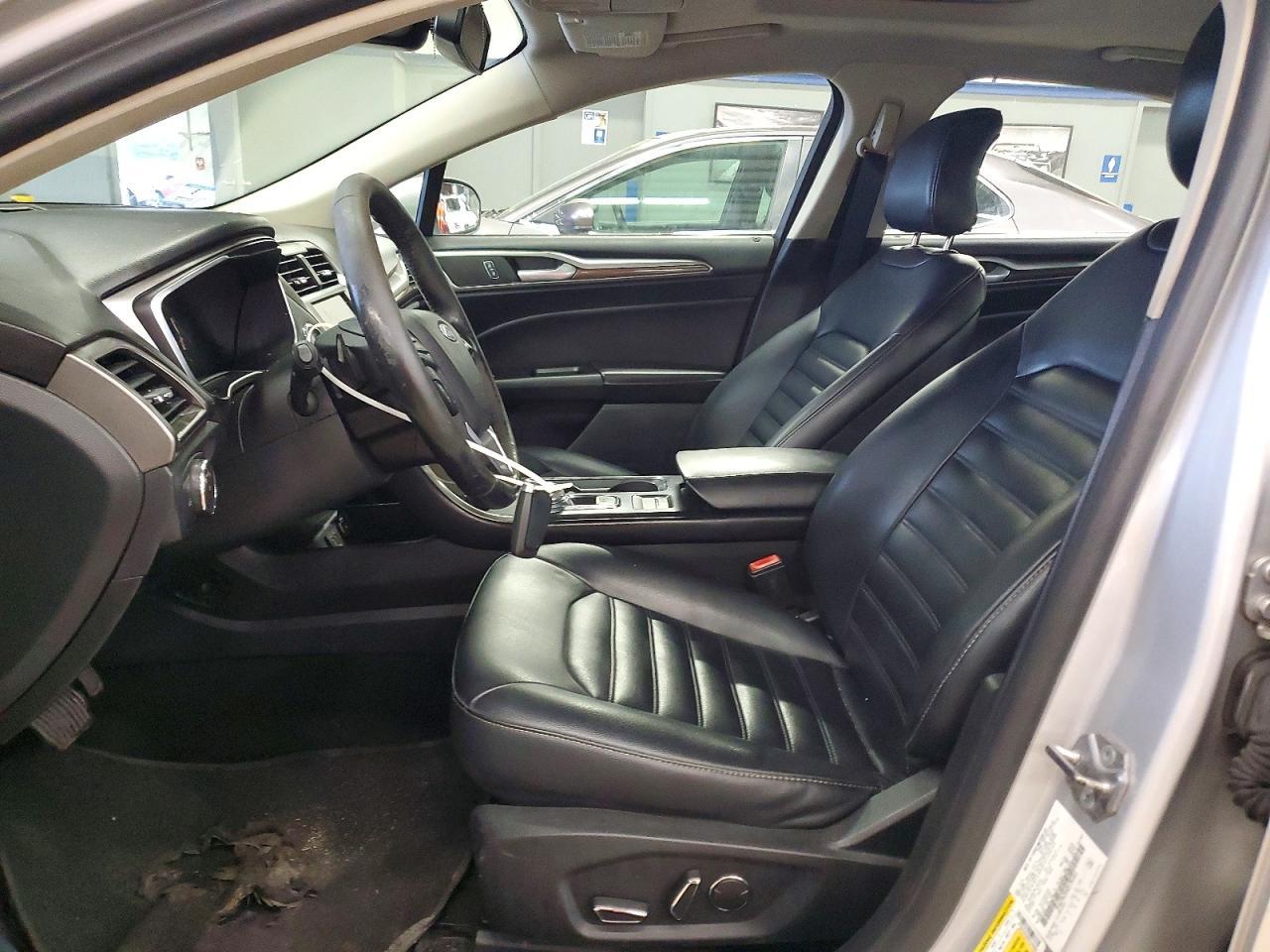 FORD FUSION