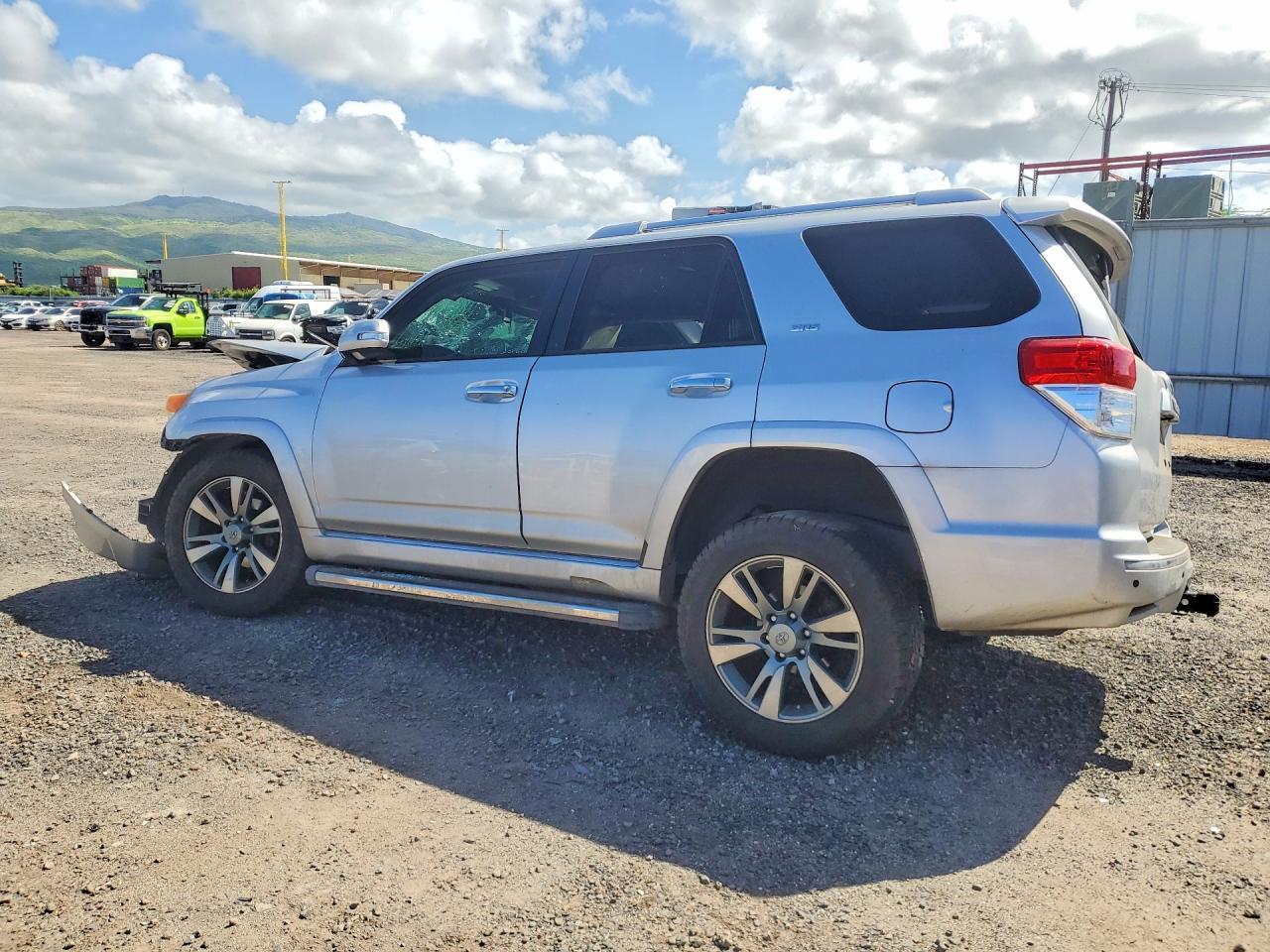 2011 TOYOTA 4RUNNER — фото 2