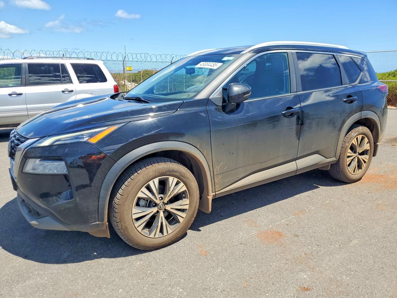 NISSAN ROGUE