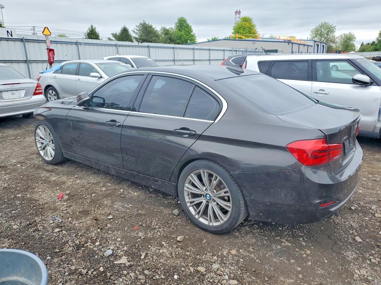 2016 BMW 3 SERIES — фото 2