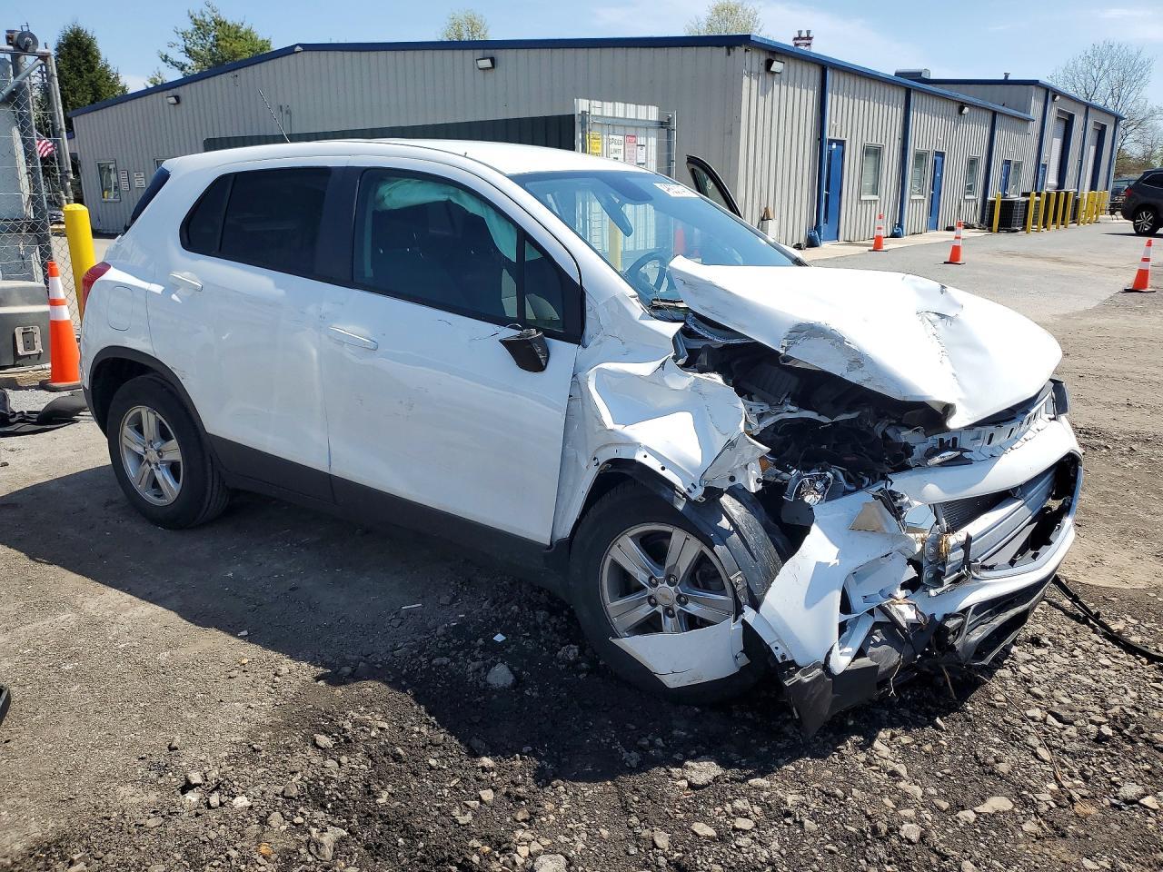 CHEVROLET TRAX