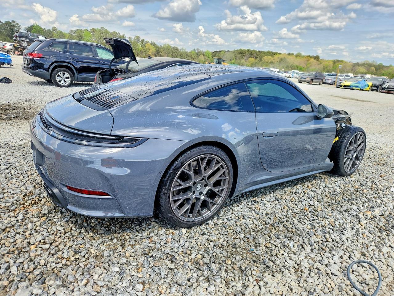 2025 PORSCHE 911 — фото 3