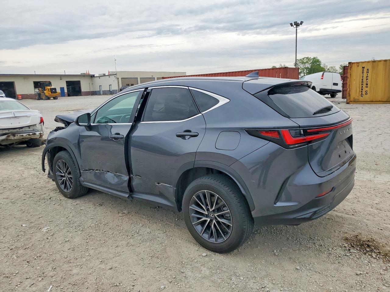 2024 LEXUS NX 250 — фото 2