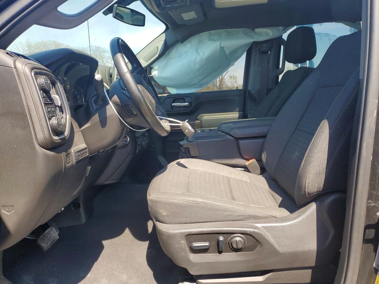 CHEVROLET SILVERADO