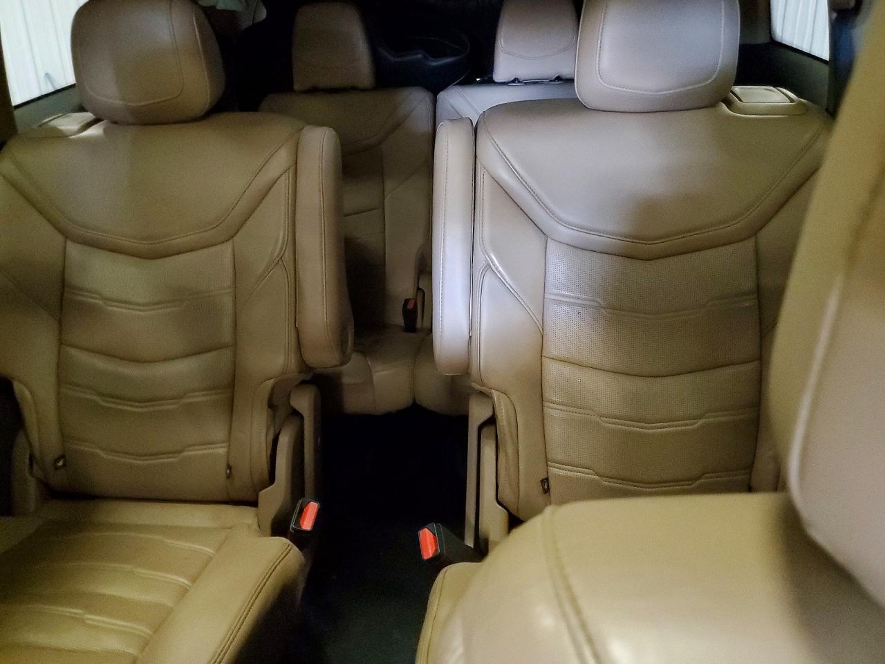 CADILLAC XT6