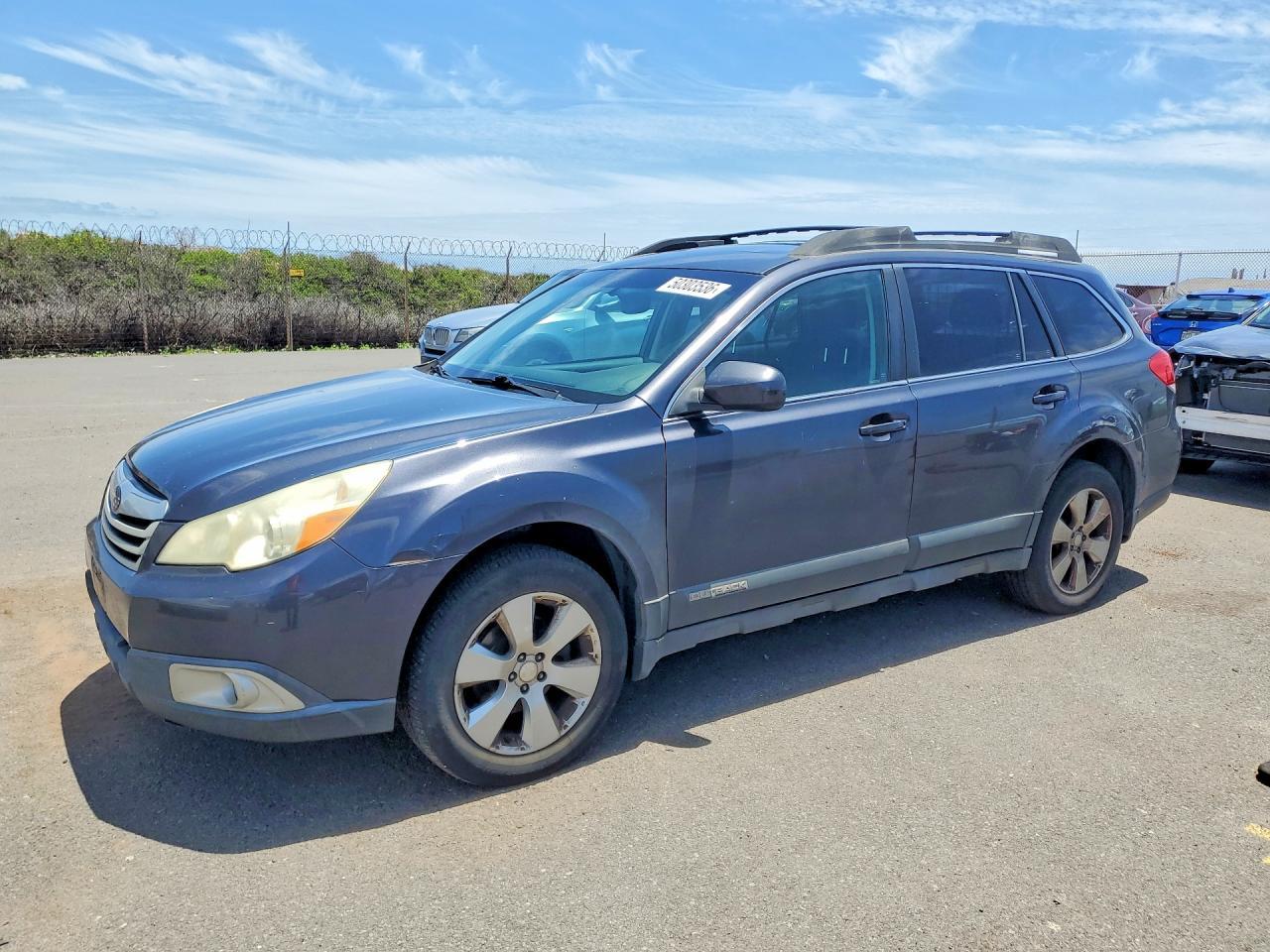 2011 SUBARU OUTBACK — фото 1