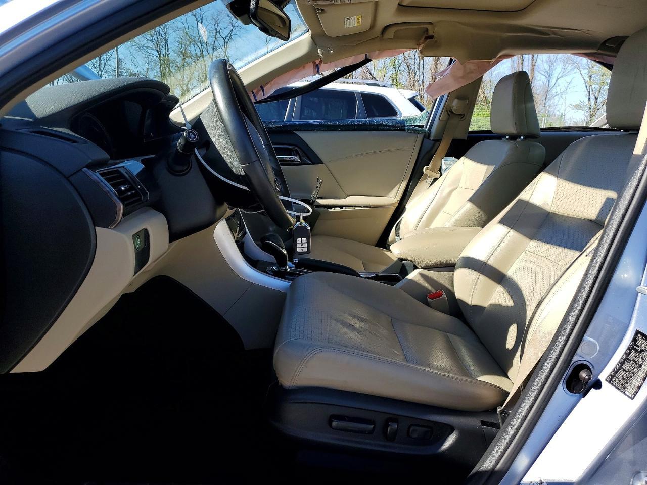 2017 HONDA ACCORD HYBRID — фото 7