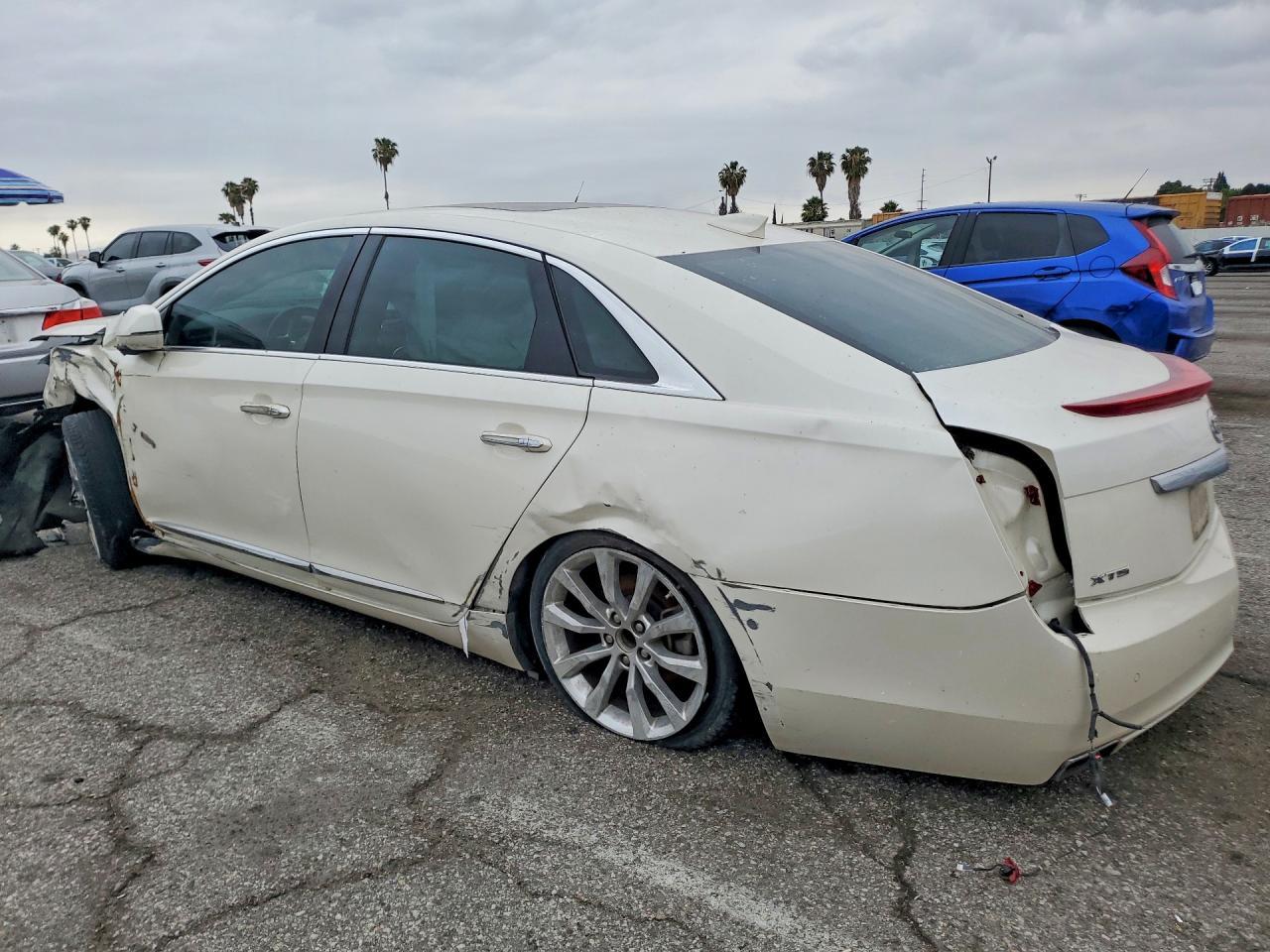 CADILLAC XTS
