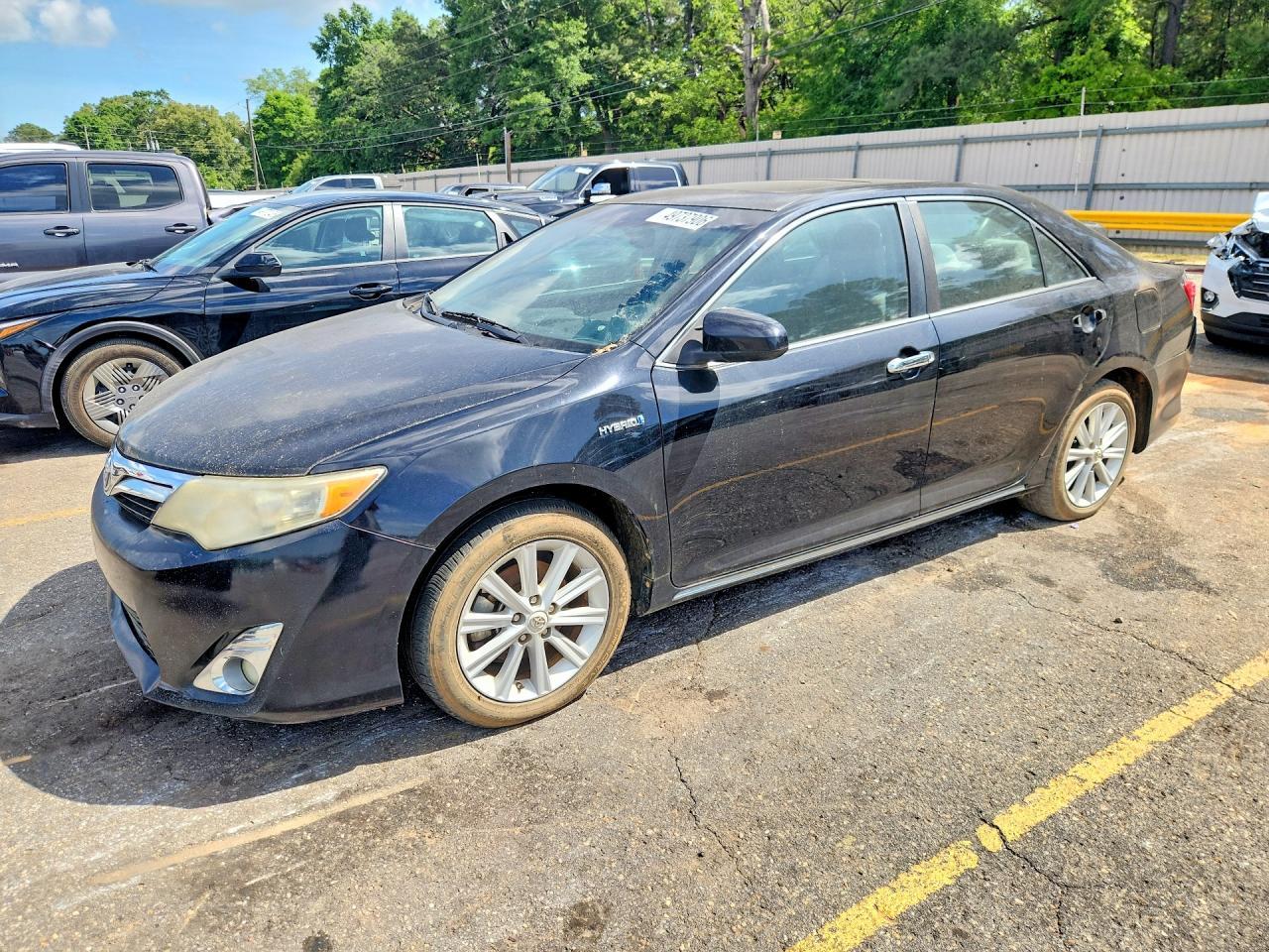 TOYOTA CAMRY HYBRID