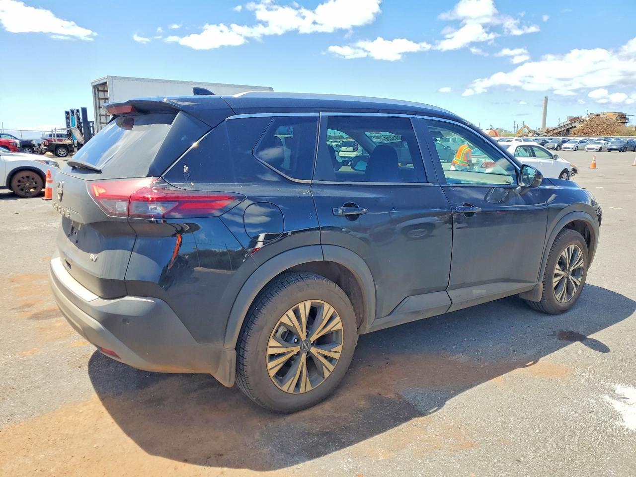 NISSAN ROGUE