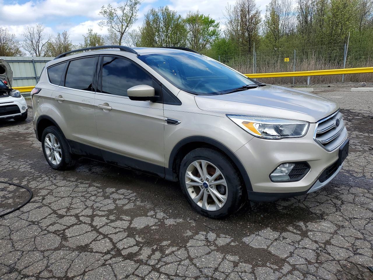 FORD ESCAPE