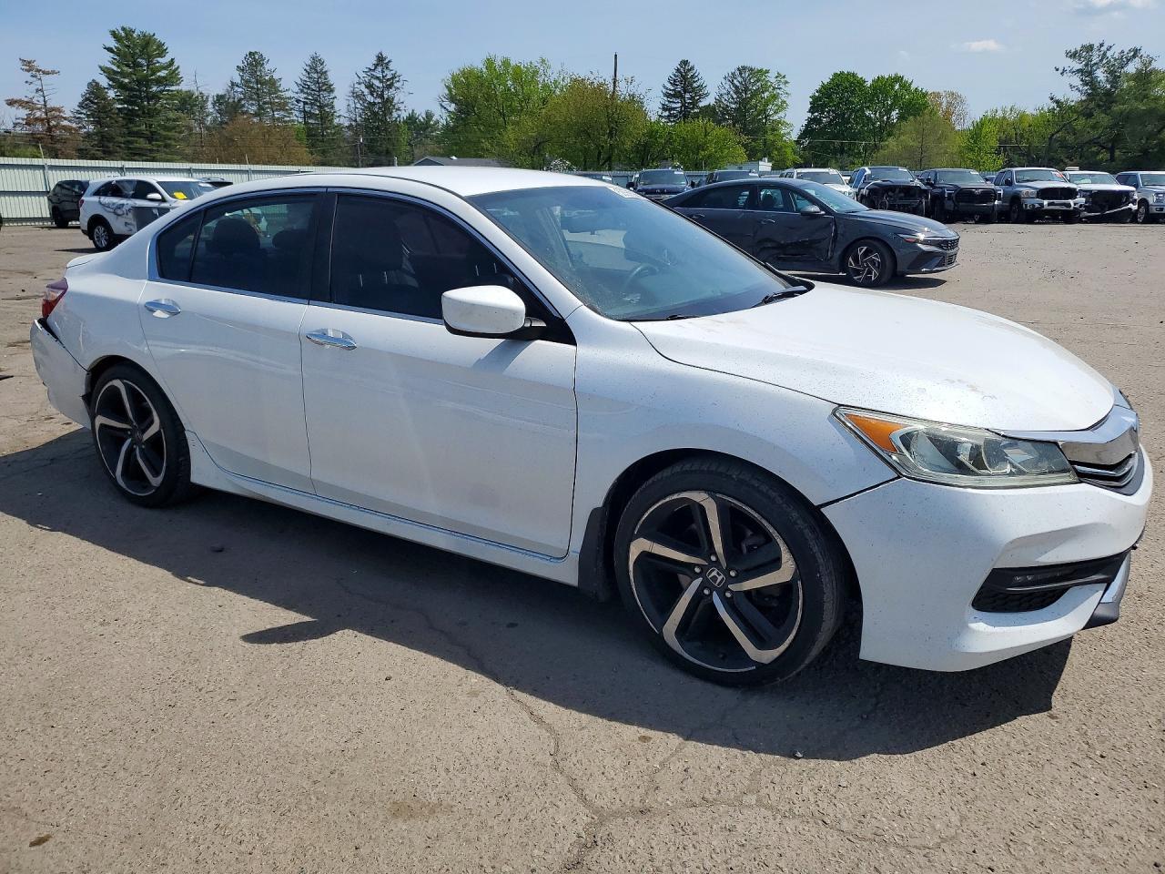 2017 HONDA ACCORD — фото 4