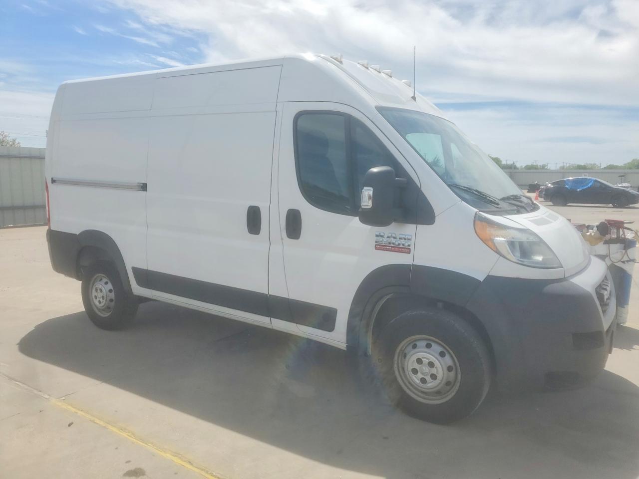 2019 RAM PROMASTER 2500 — фото 4