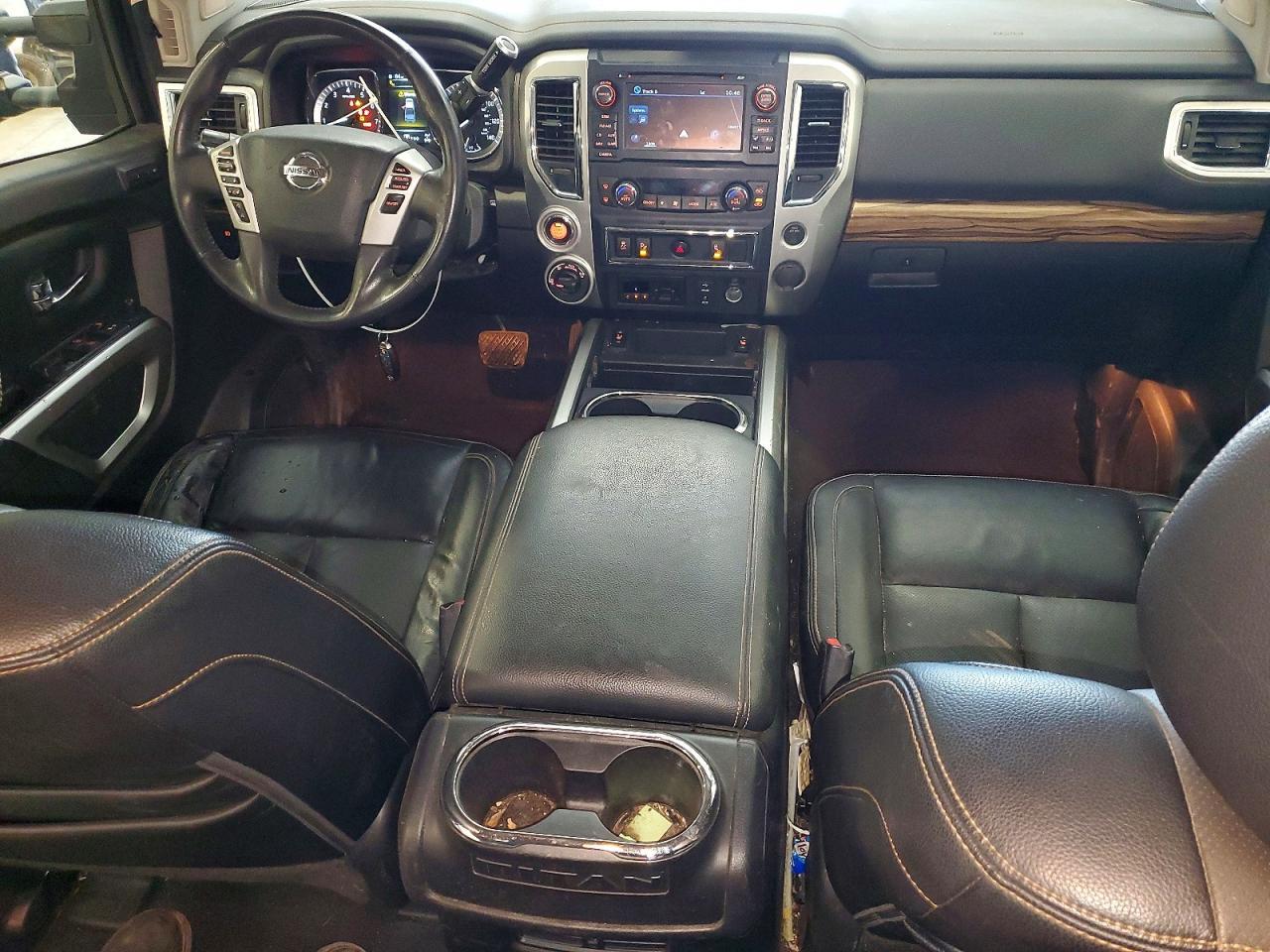 2017 NISSAN TITAN — фото 8