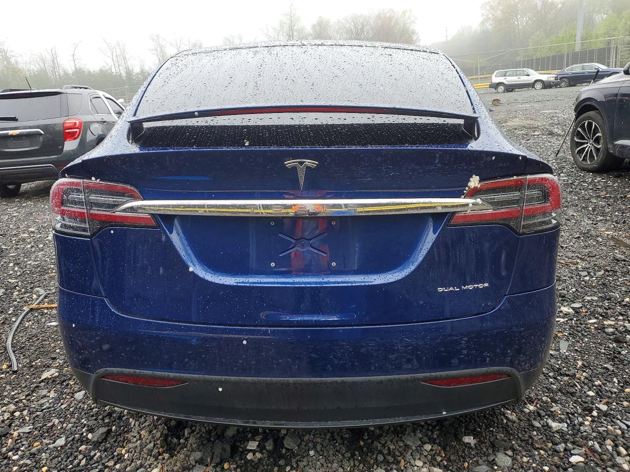 2019 TESLA MODEL X — фото 6