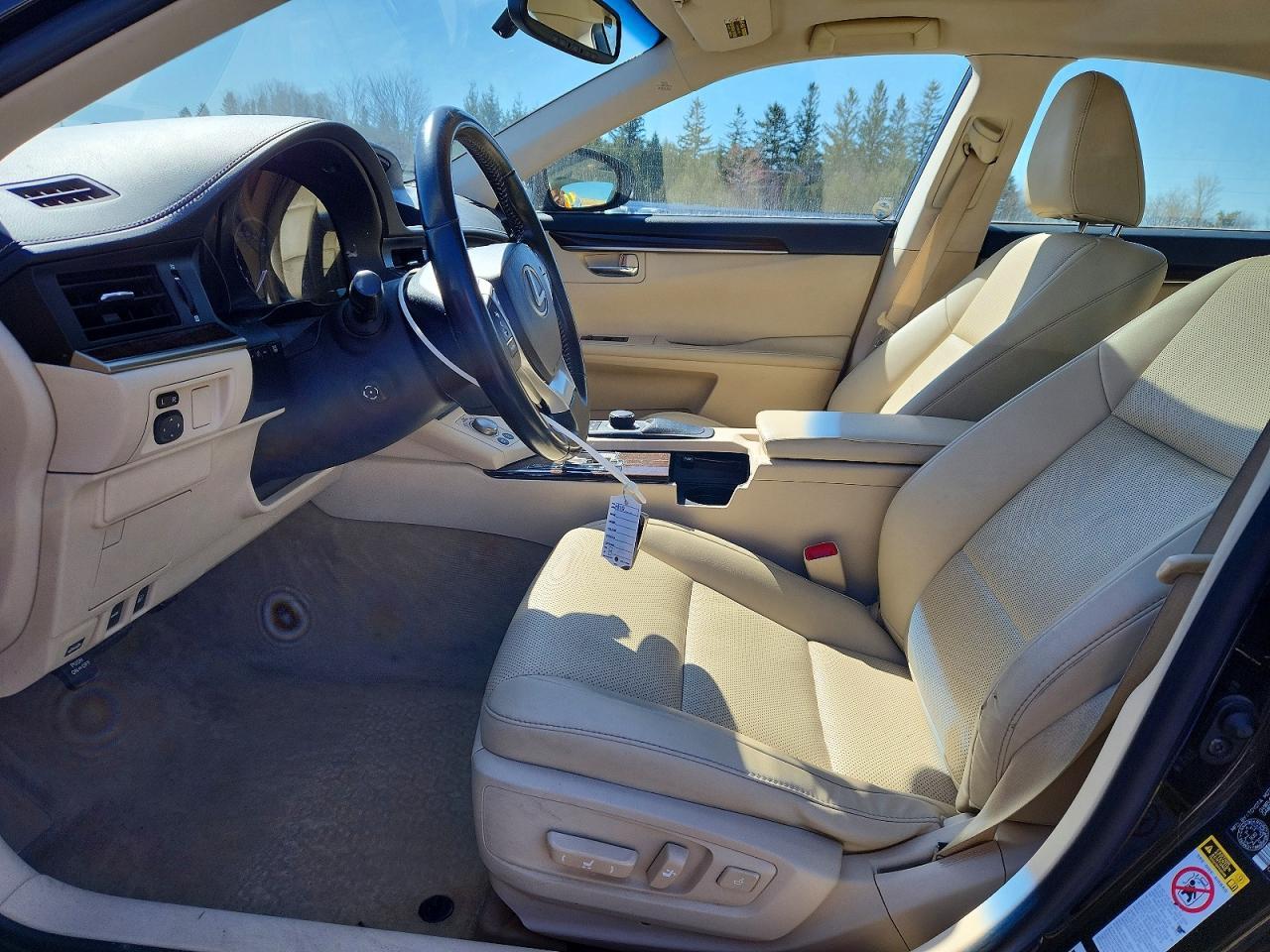 2015 LEXUS ES 300H — фото 7