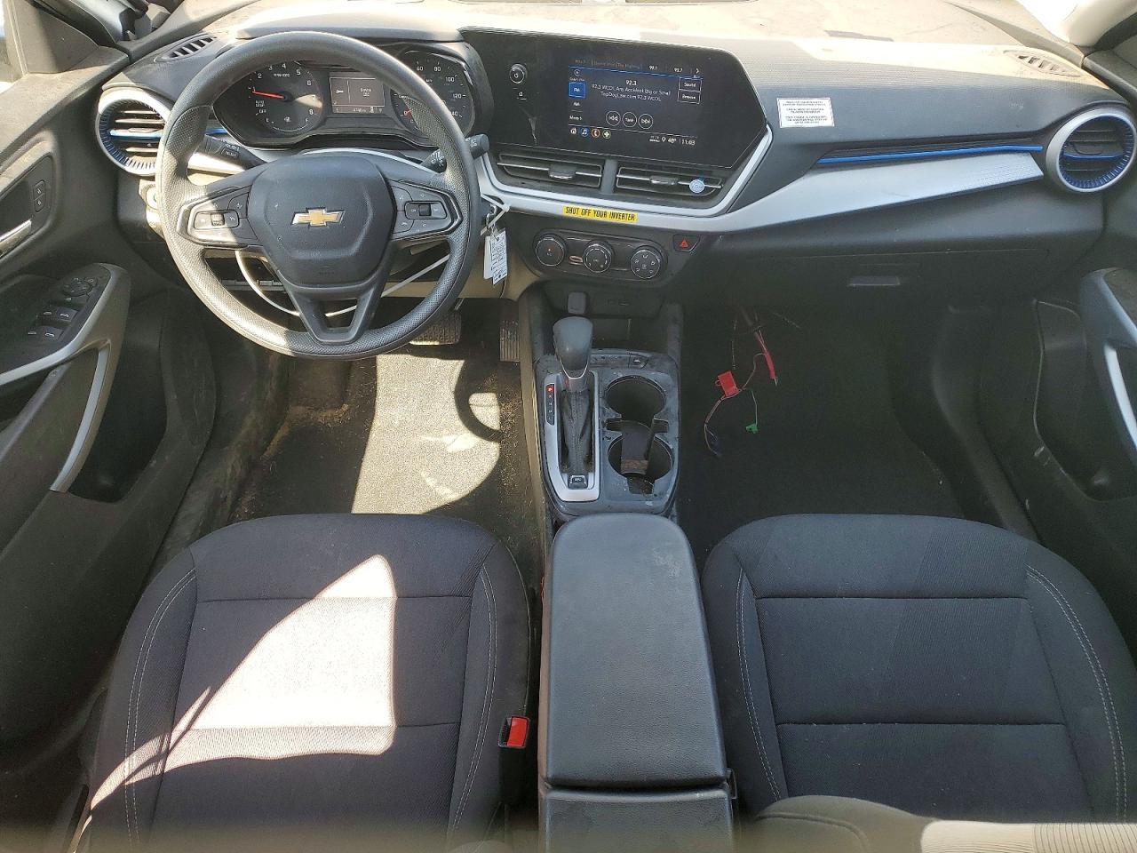 CHEVROLET TRAX