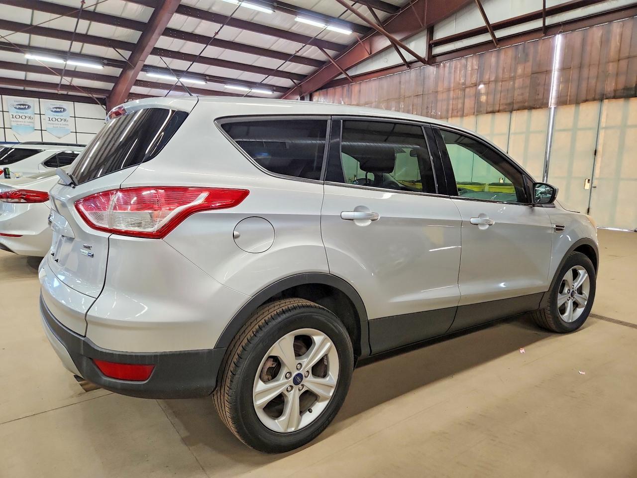 FORD ESCAPE