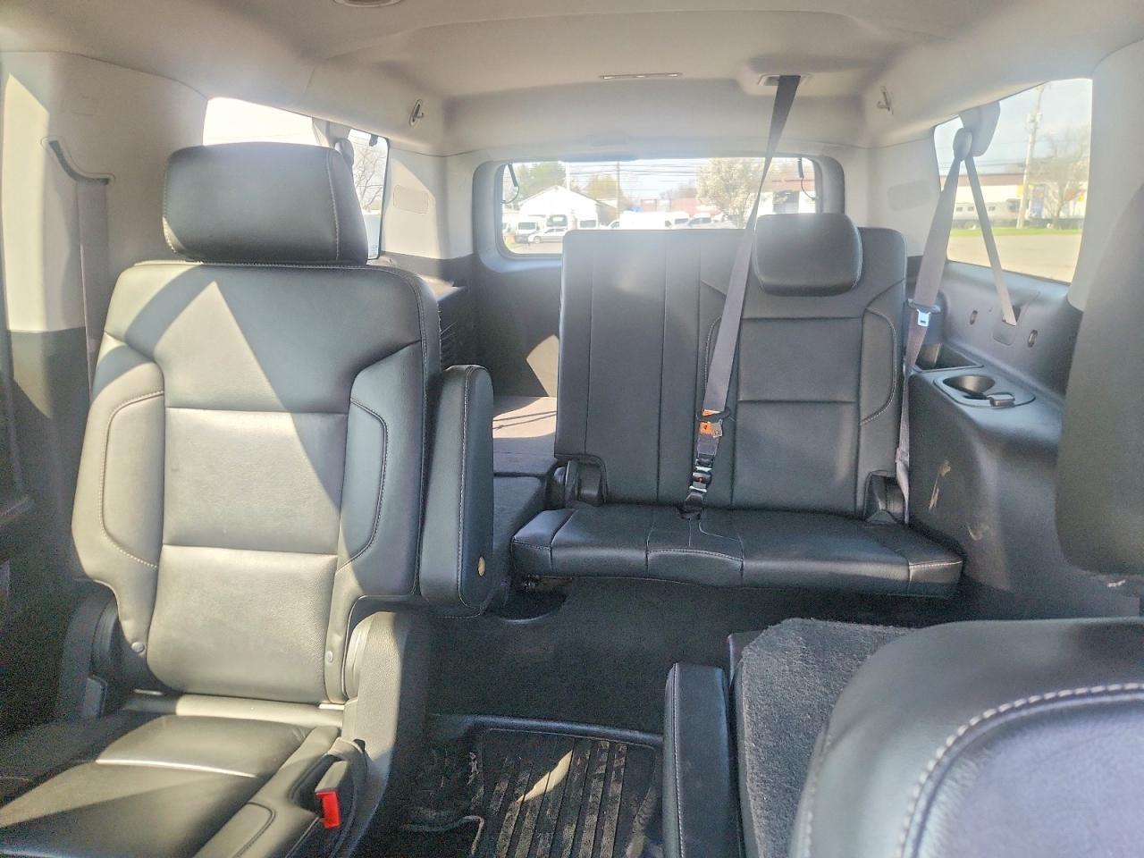 CHEVROLET SUBURBAN