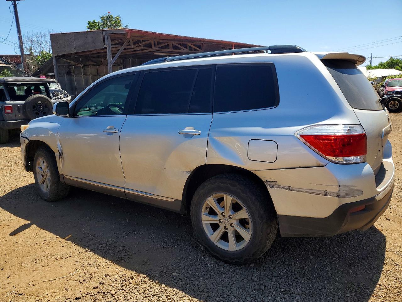 TOYOTA HIGHLANDER