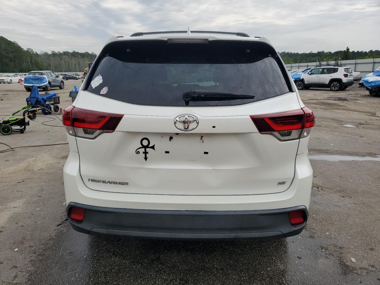 2019 TOYOTA HIGHLANDER — фото 6