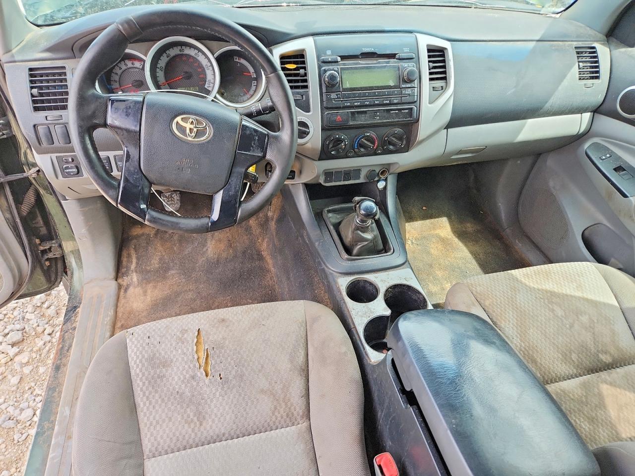 TOYOTA TACOMA
