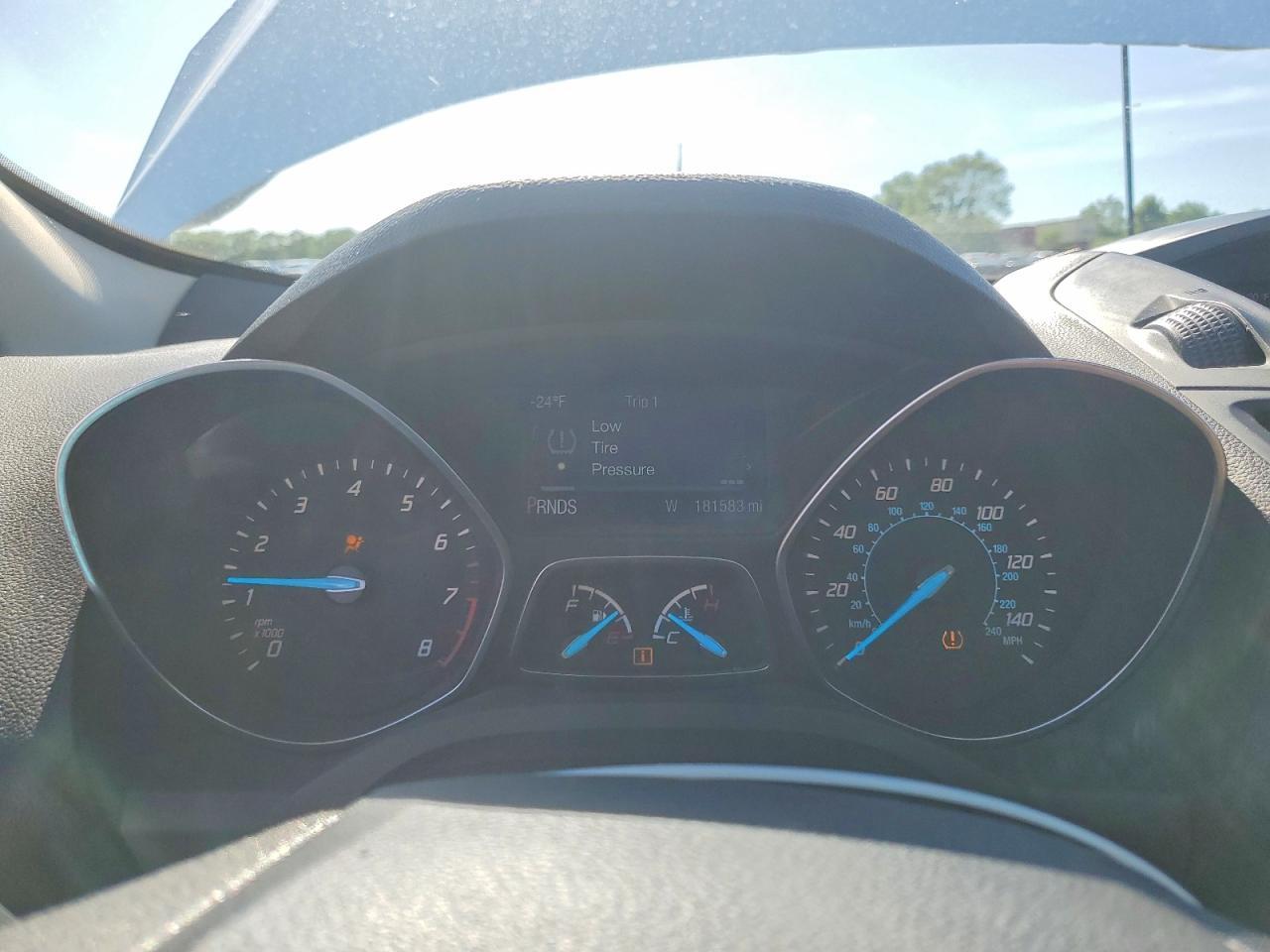 FORD ESCAPE