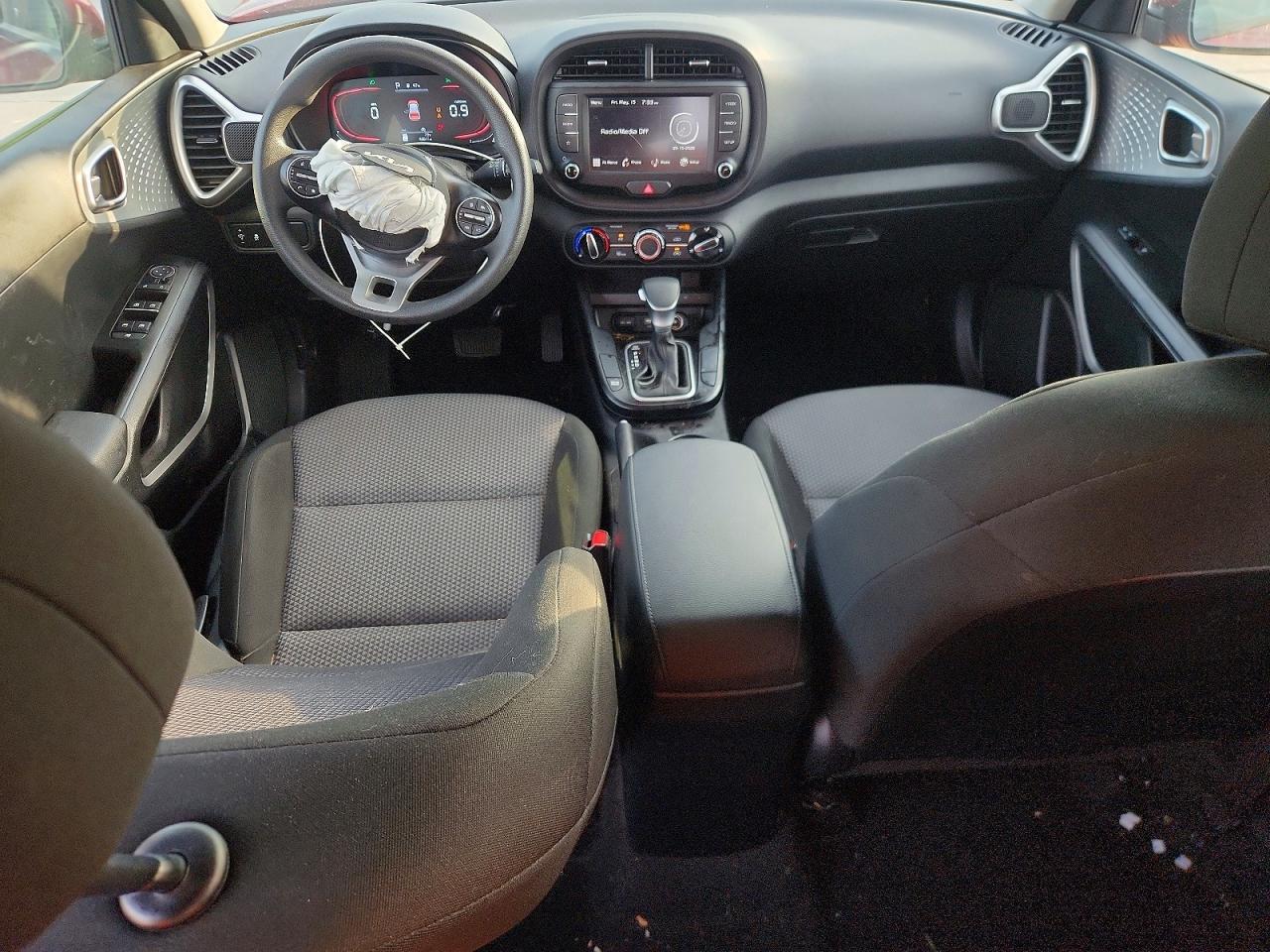 2024 KIA SOUL — фото 8