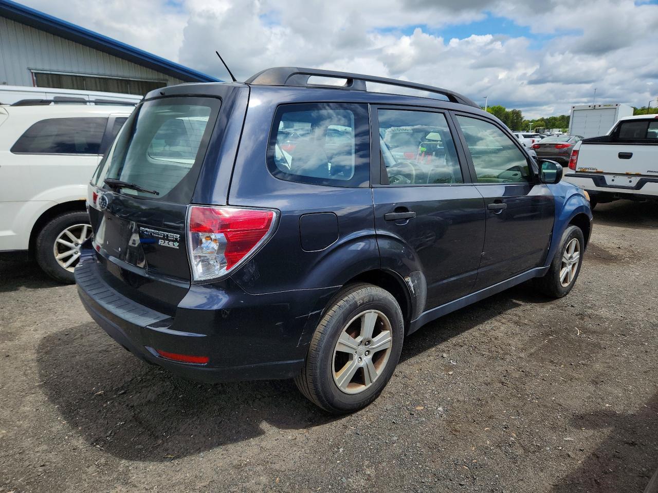 2013 SUBARU FORESTER — фото 3
