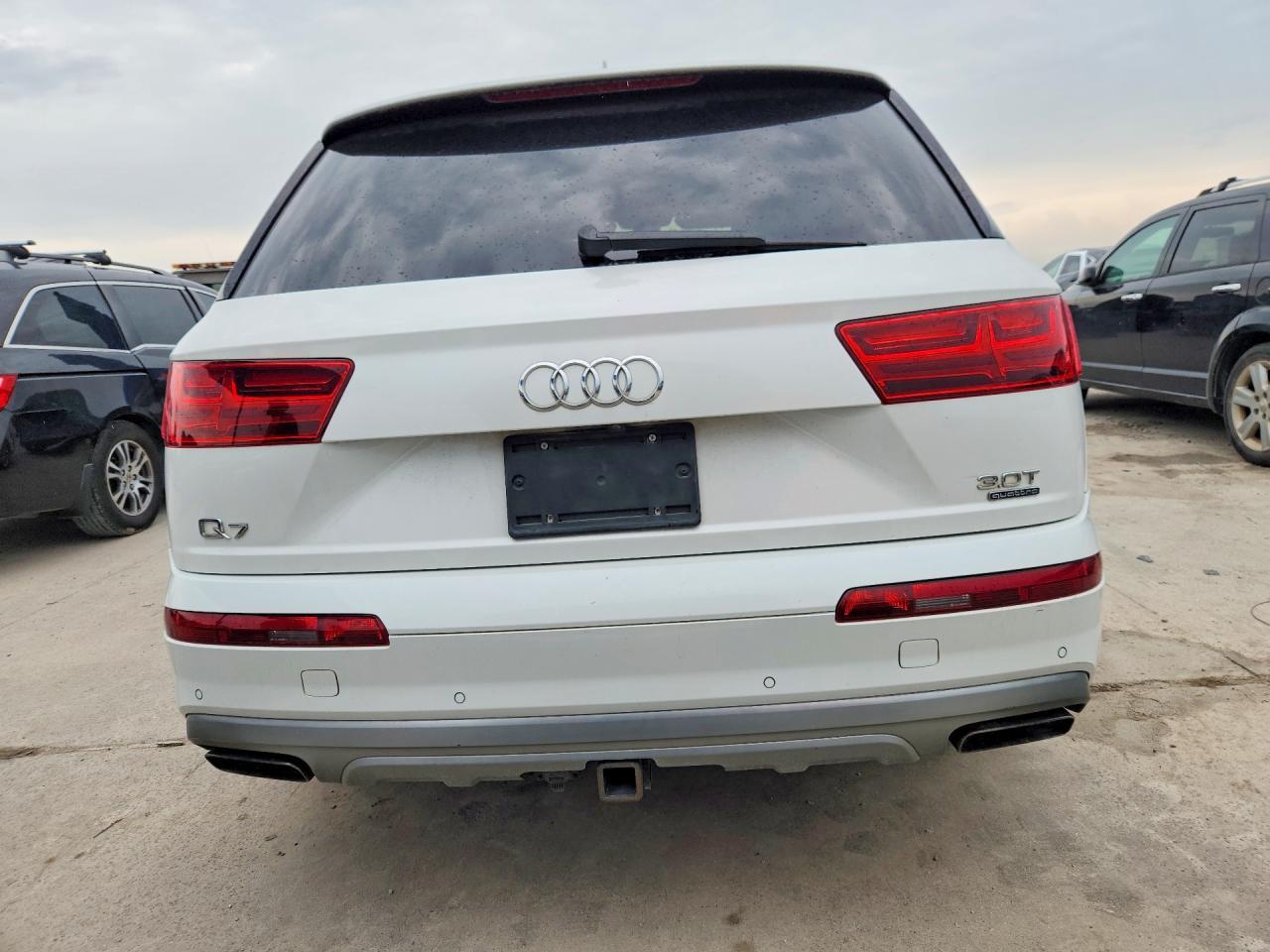 2017 AUDI Q7 — фото 6