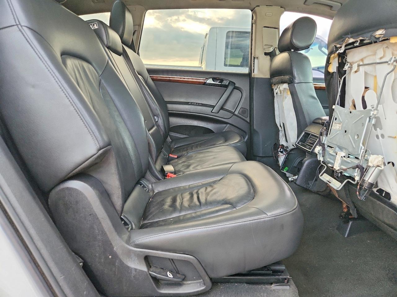 2015 AUDI Q7 — фото 11