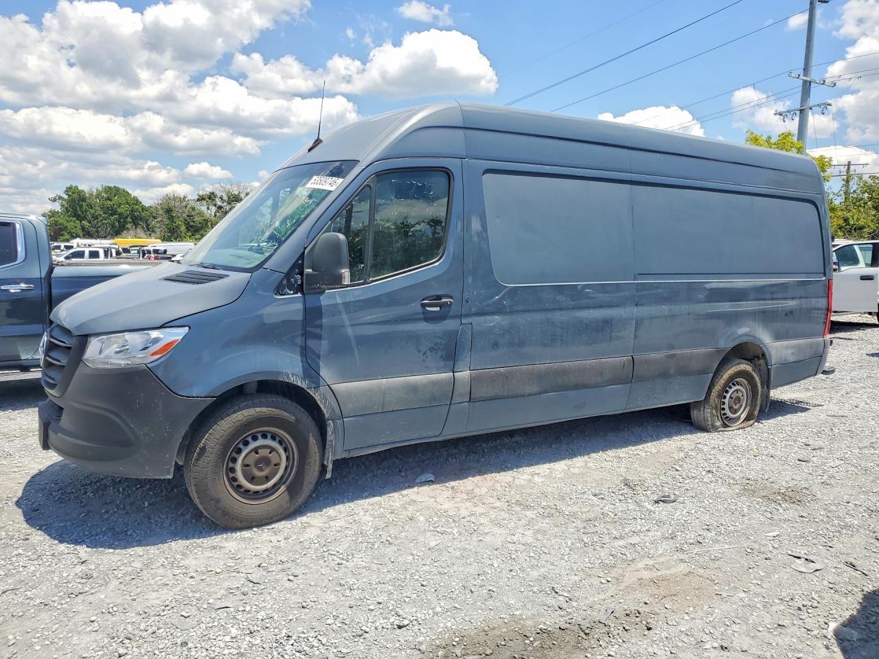MERCEDES-BENZ SPRINTER