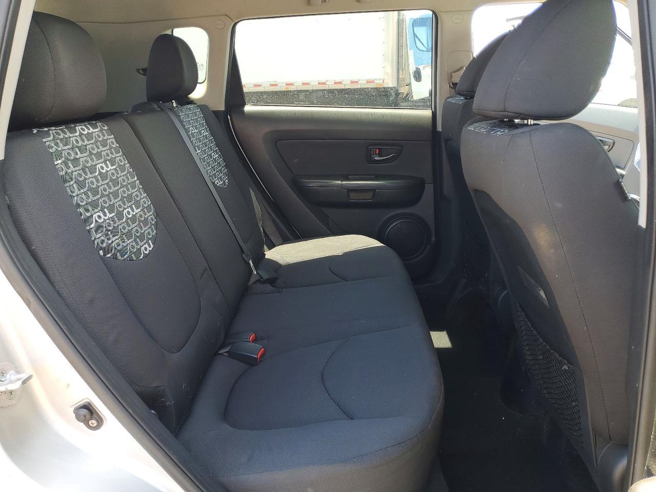2011 KIA SOUL — фото 10