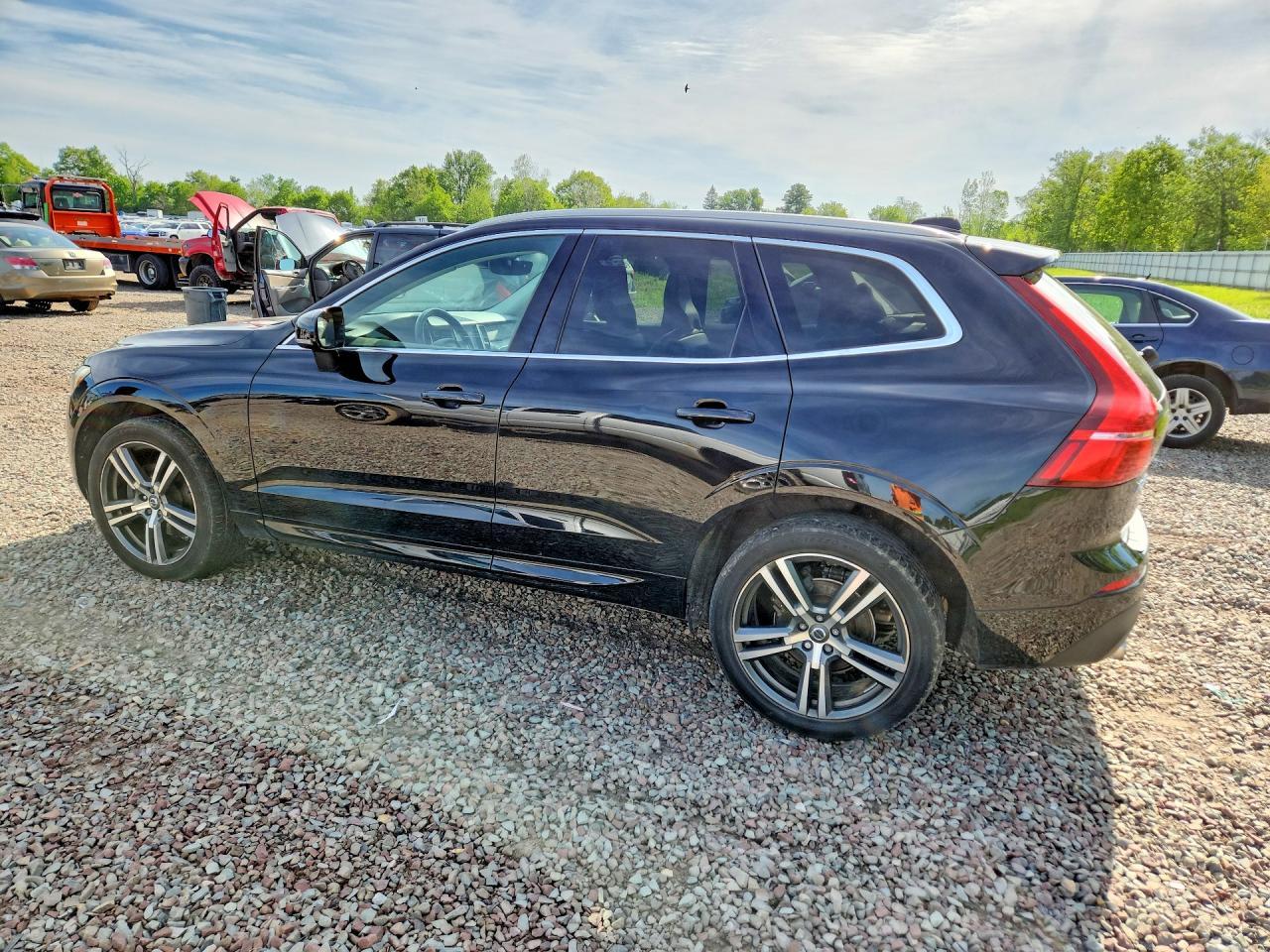 2020 VOLVO XC60 — фото 2