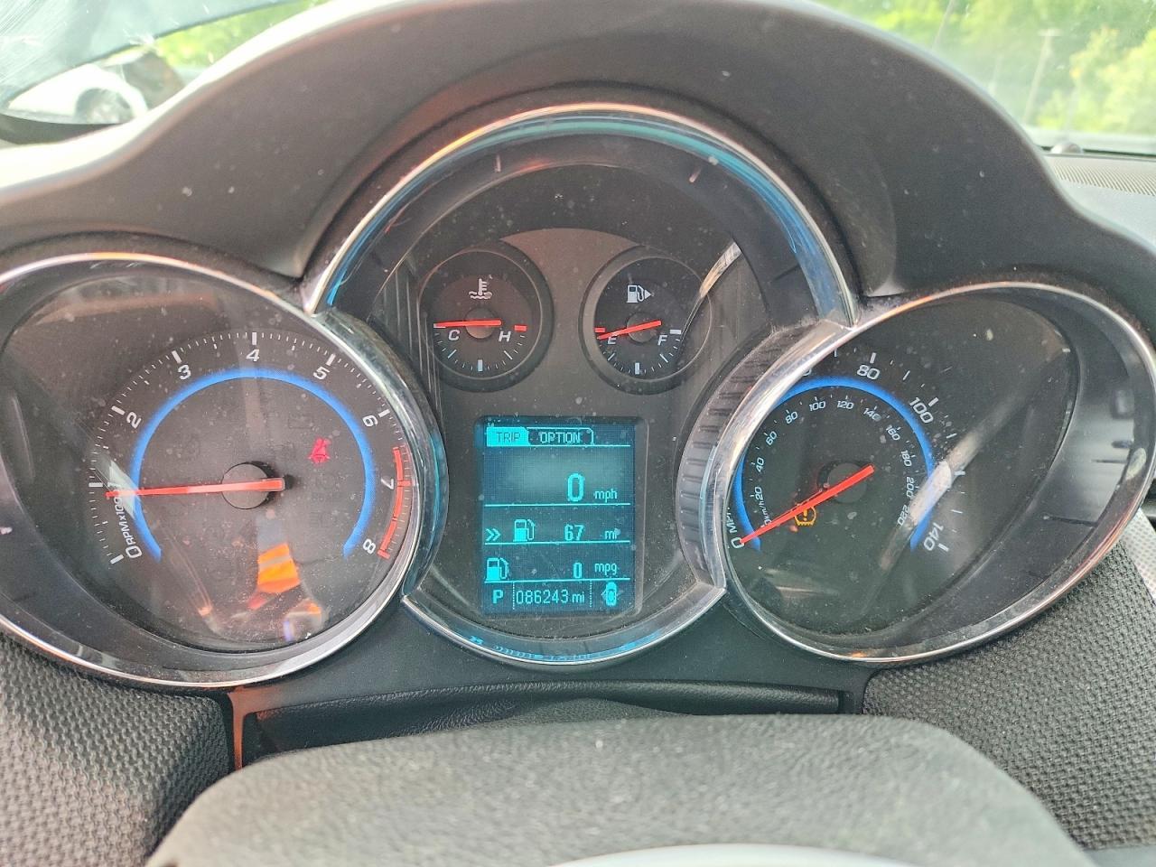 CHEVROLET CRUZE