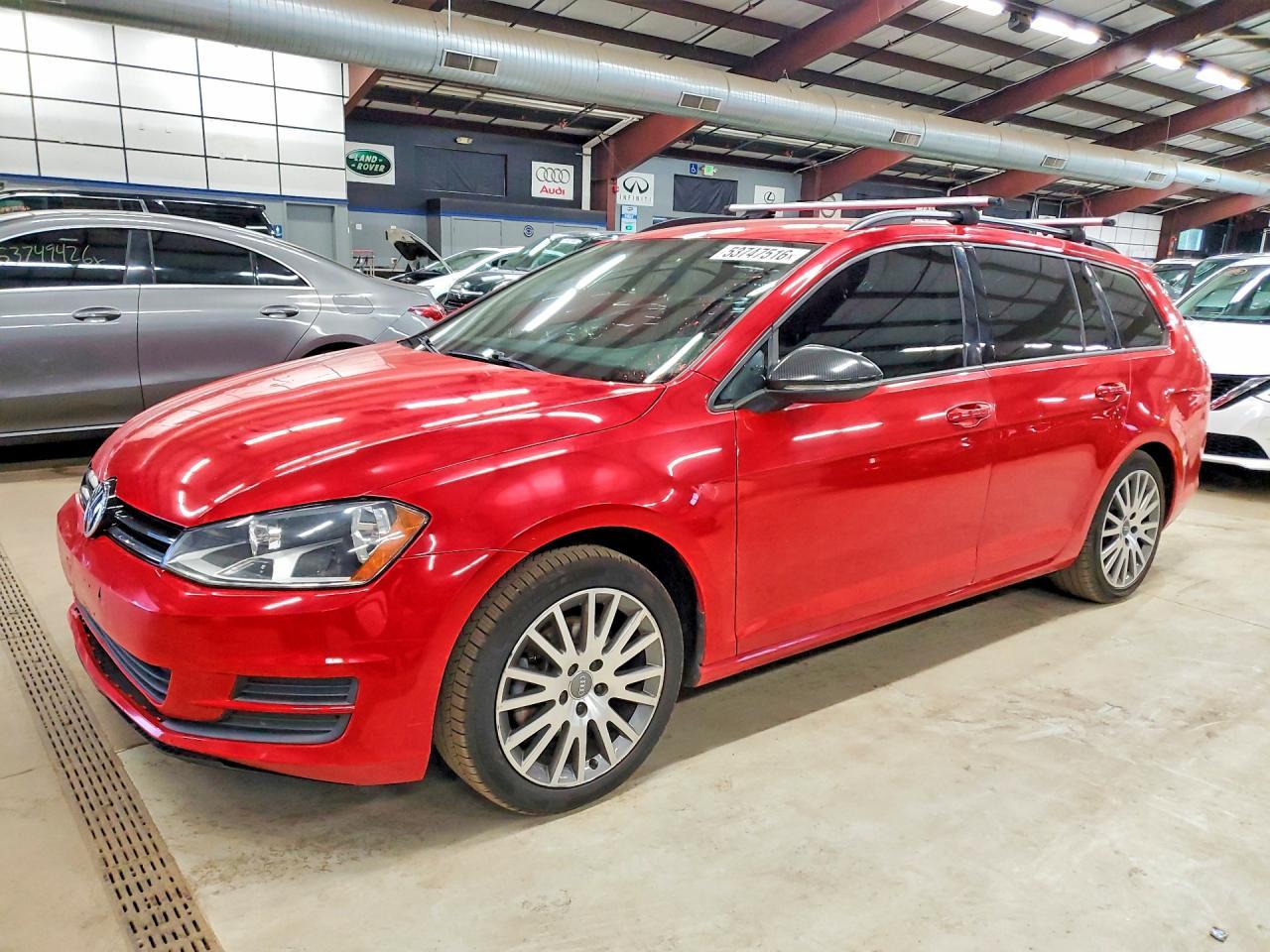 VOLKSWAGEN GOLF SPORTSVAN