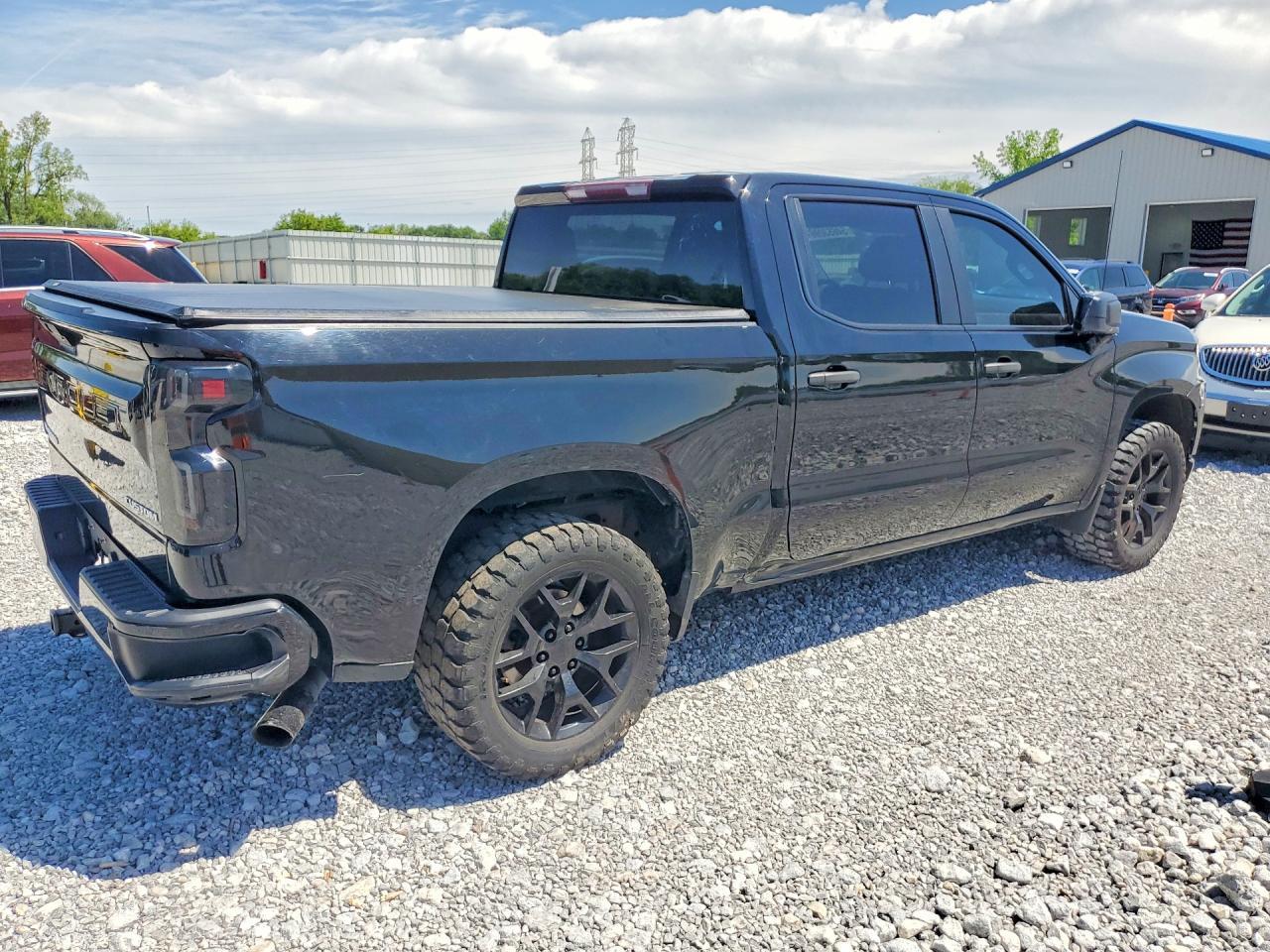 CHEVROLET SILVERADO