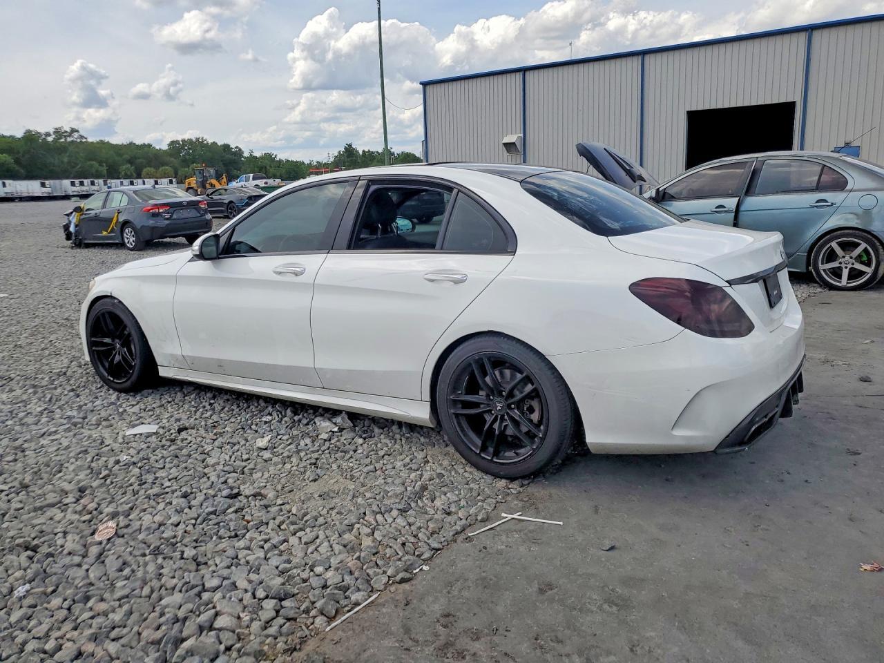 MERCEDES-BENZ C-CLASS
