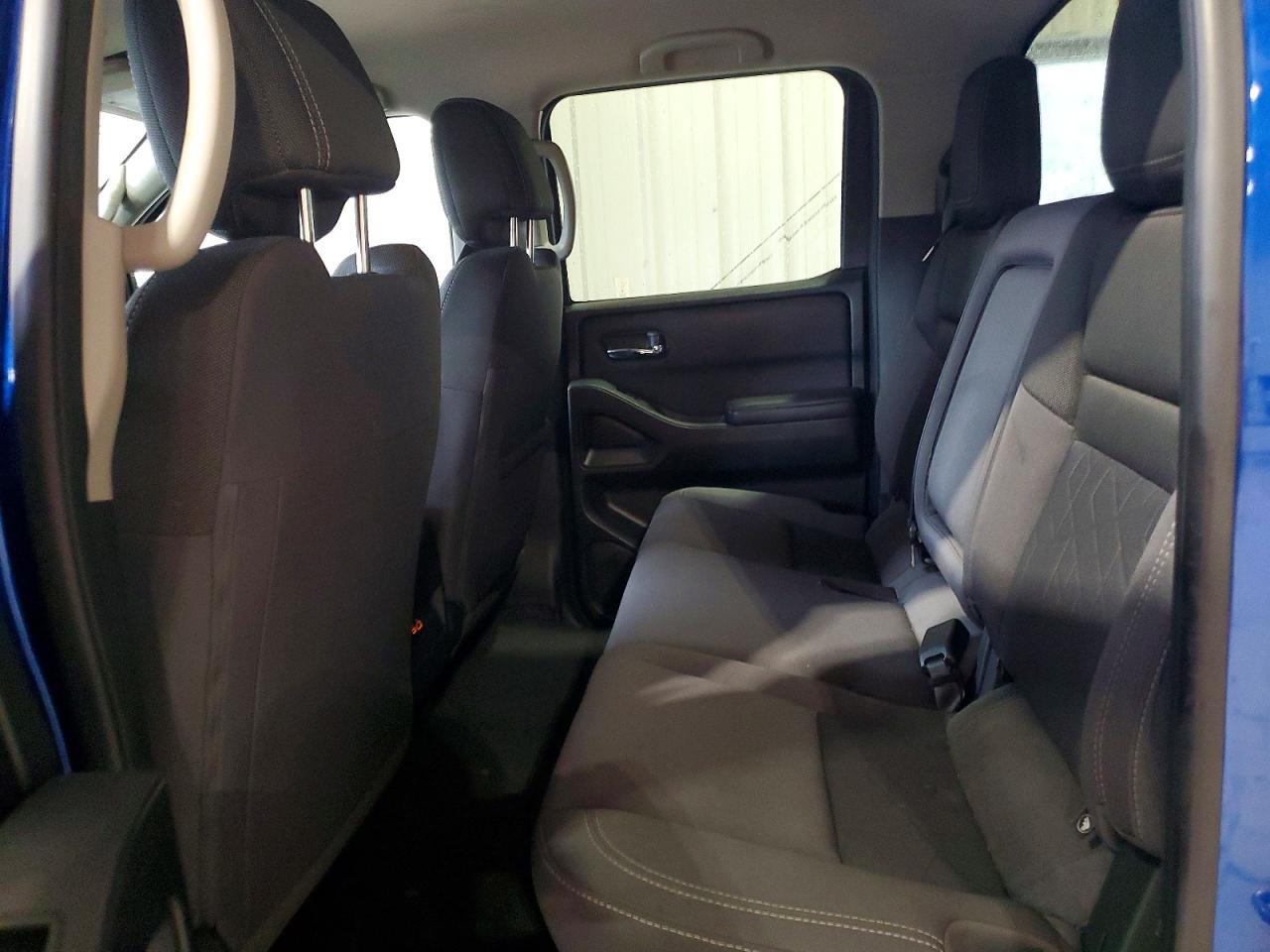 2025 NISSAN FRONTIER — фото 10