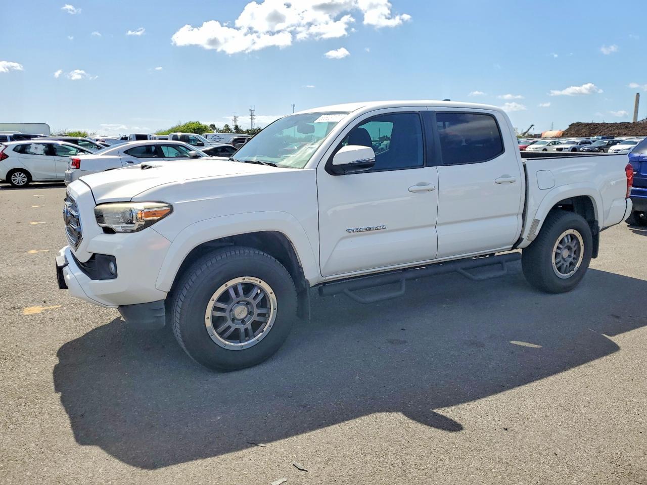 2016 TOYOTA TACOMA — фото 1