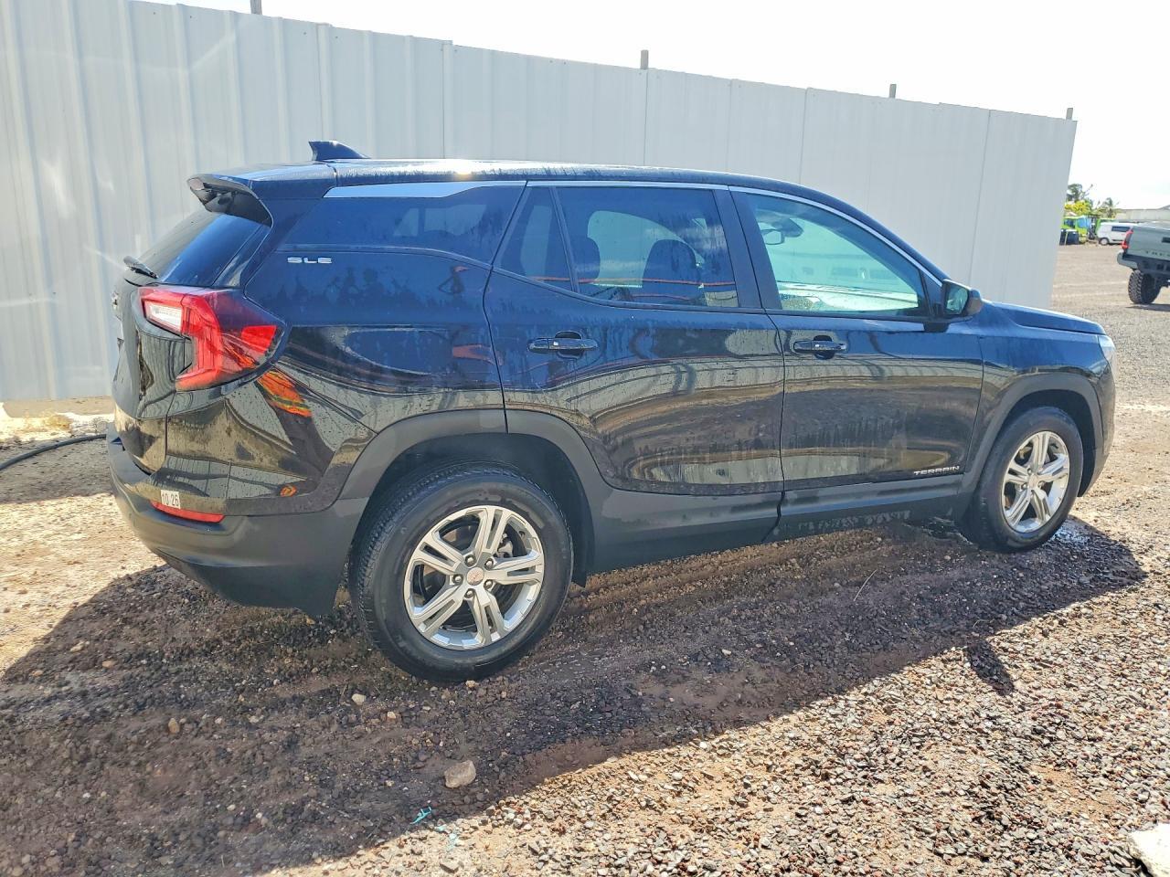 2024 GMC TERRAIN — фото 3