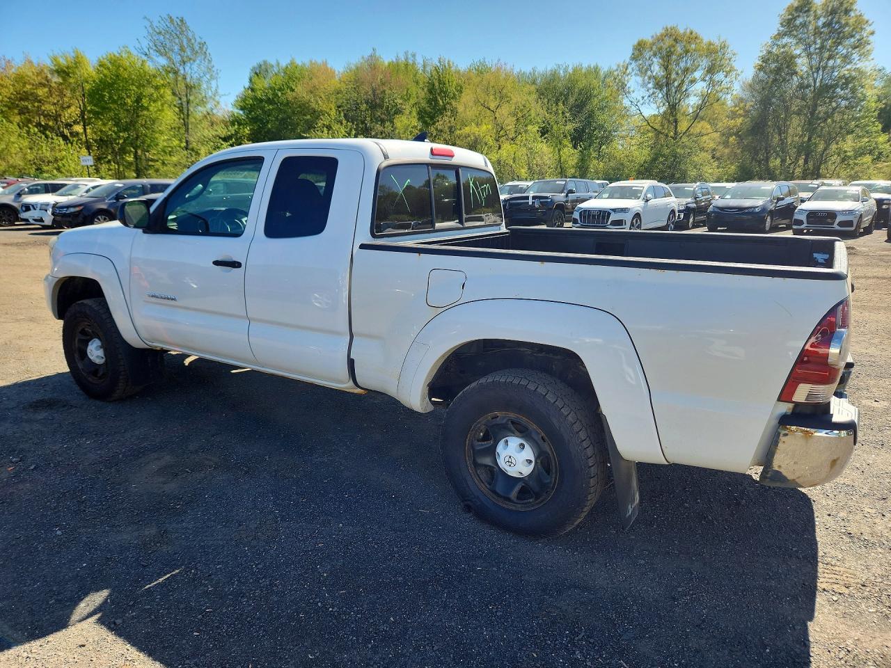 TOYOTA TACOMA