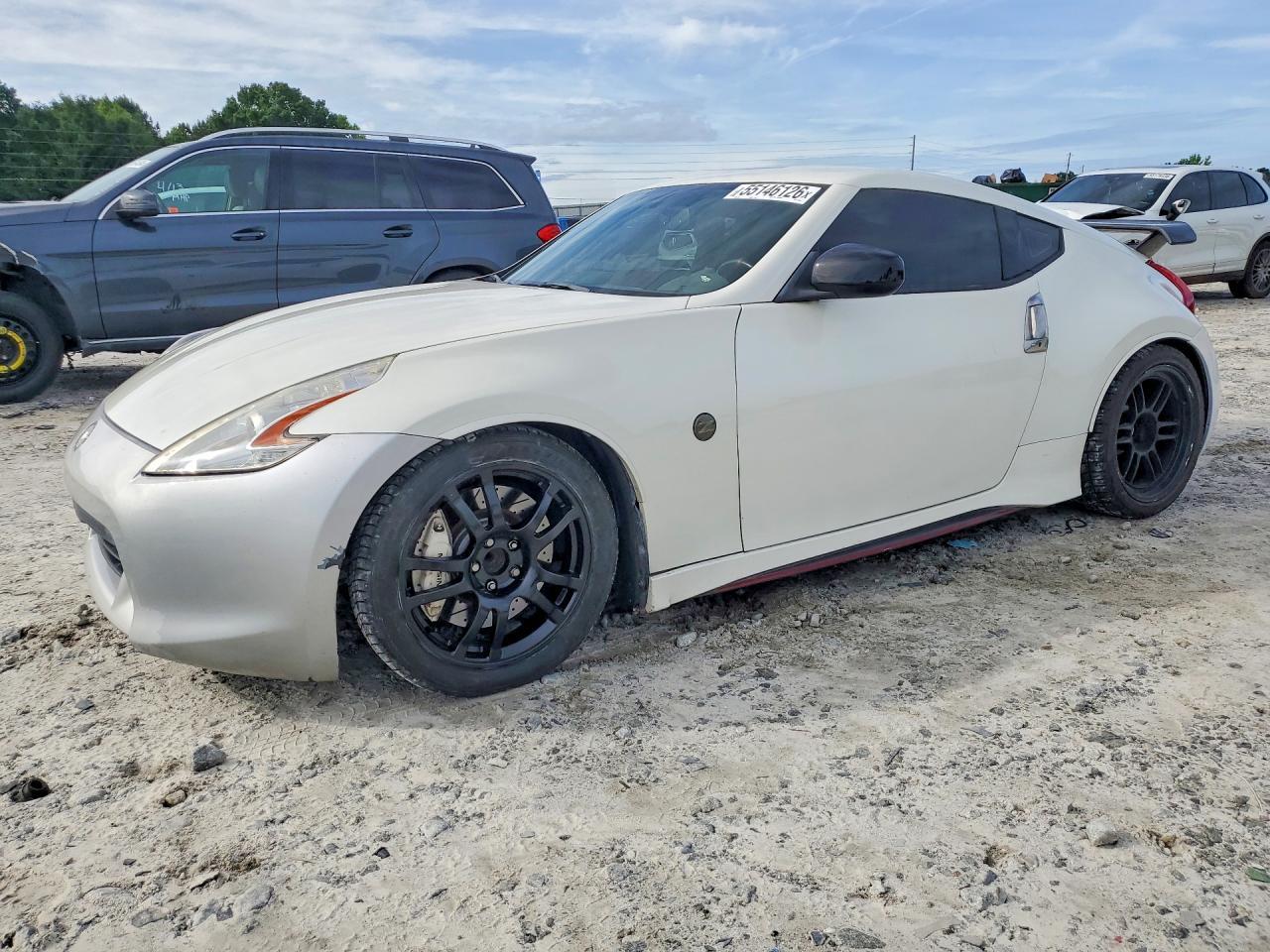 NISSAN 370Z